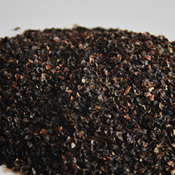 そば殻の洗浄・熱処理。